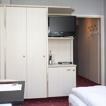 Berlin Plaza Hotel Am Kurfuerstendamm Buitenkant foto