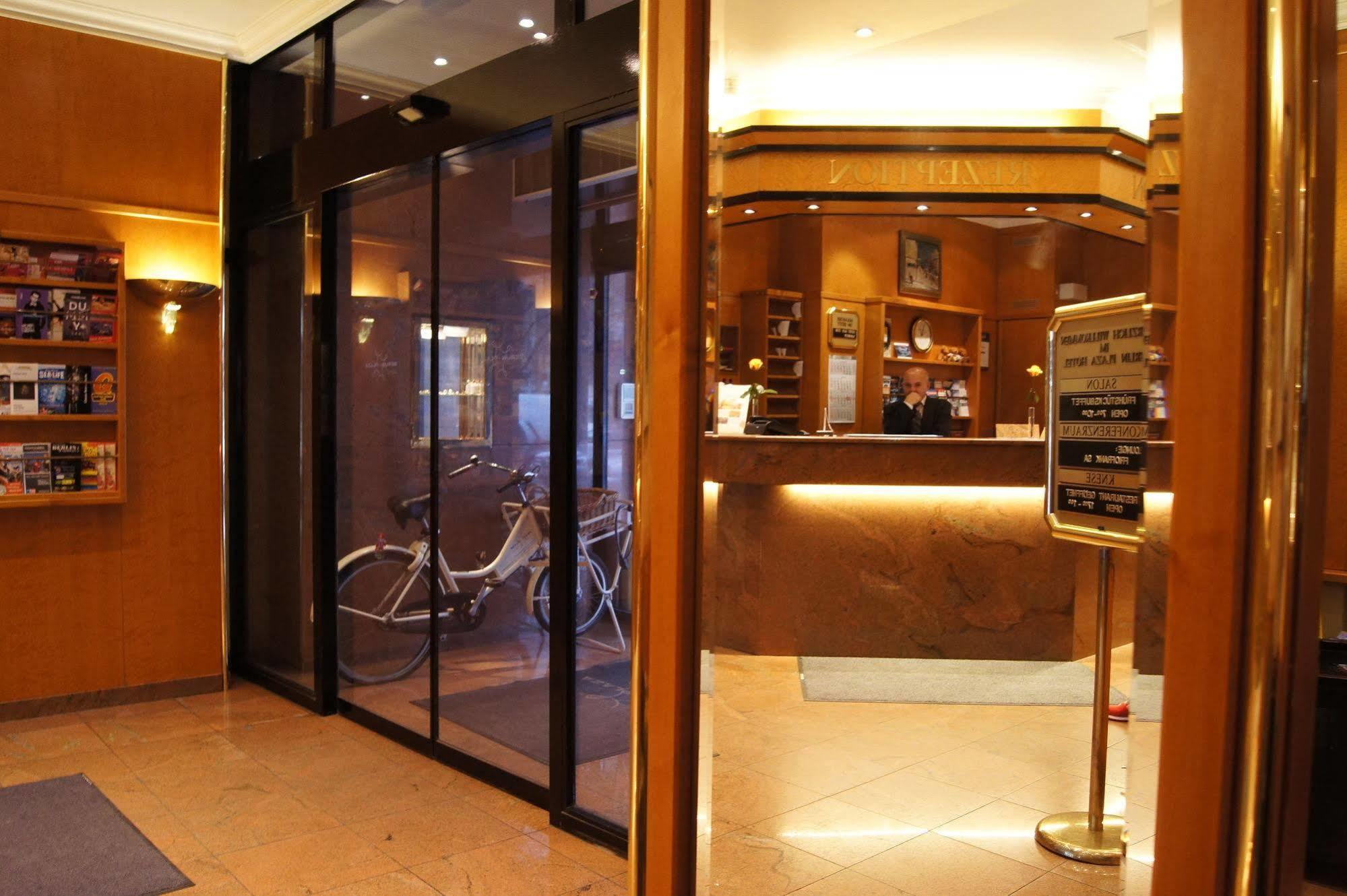 Berlin Plaza Hotel Am Kurfuerstendamm Buitenkant foto